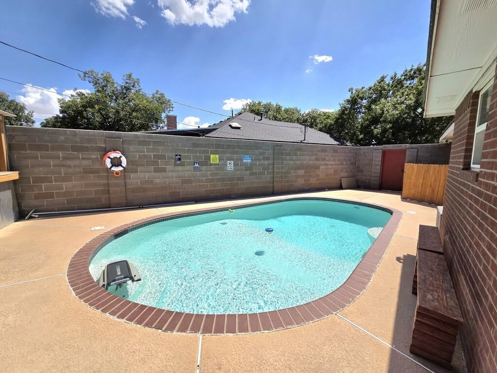 2308 Abbey Place – photo 4