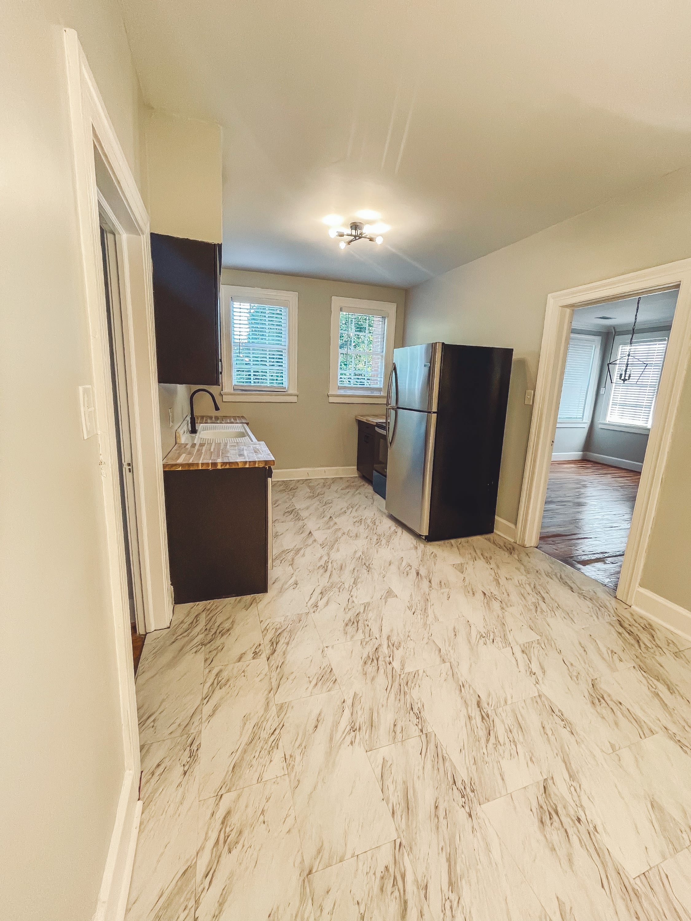 1219 Eberhart Avenue – photo 4