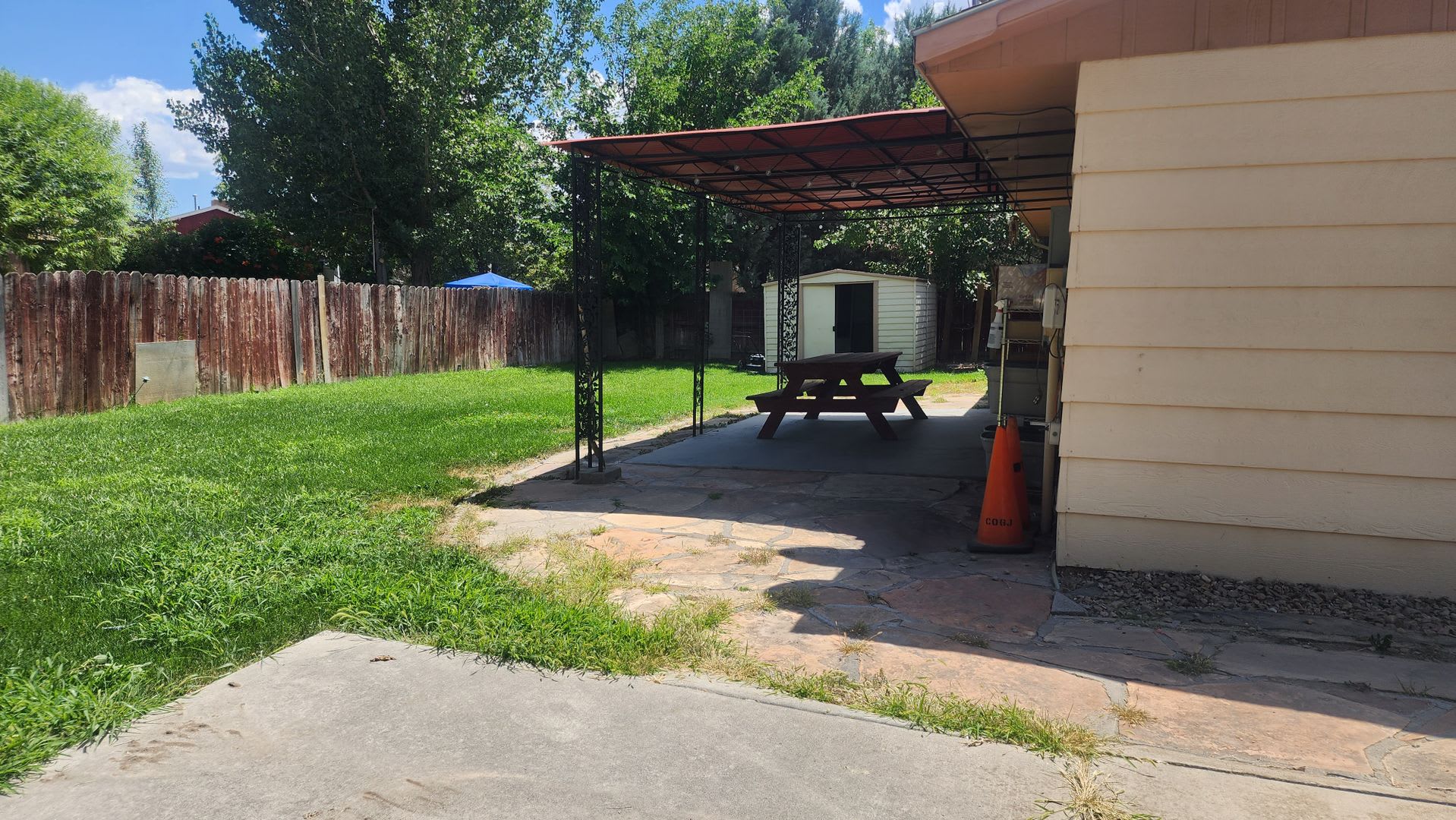 3 bedroom, 2 bath, 2 car garage for rent – photo 4