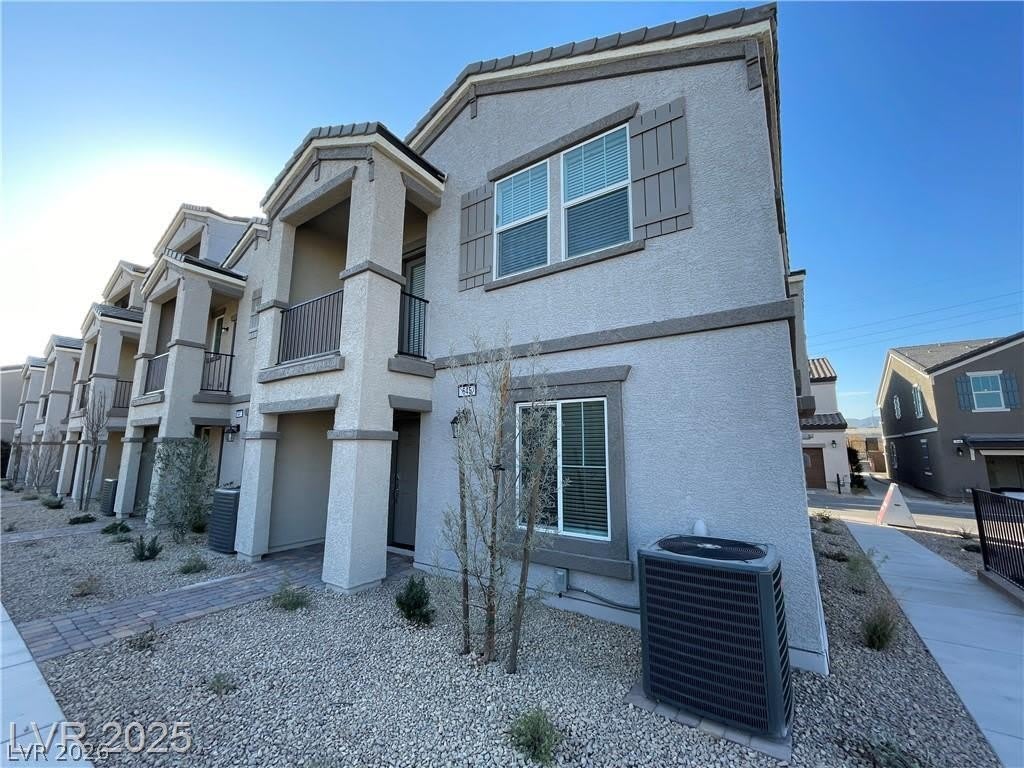645 Bellus Place – photo 1