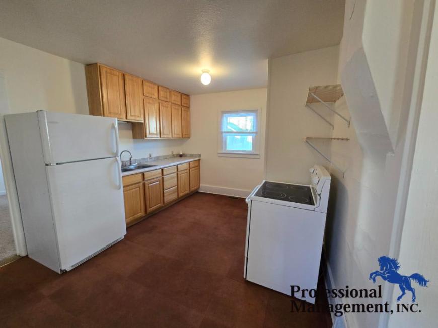 110 1 2 S 36Th St – photo 3