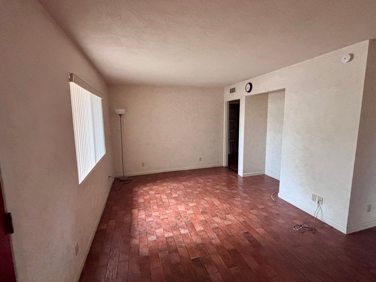 Unfurnished, 1-Year Long-Term Rental- Leasing Special: $750 Off 1st month rent with a year lease! – photo 4