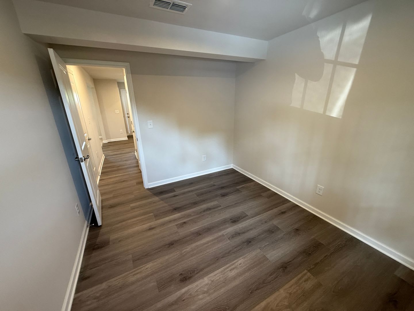 Beautiful Townhome – photo 2