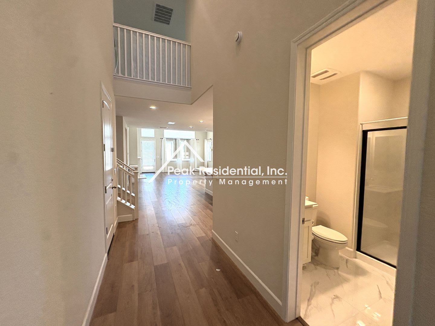 Updated 4bd/3ba West Sacramento House With Loft! – photo 2