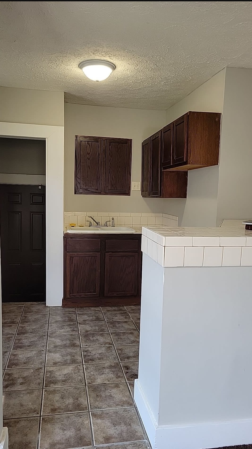 614 N Chester Ave – photo 5