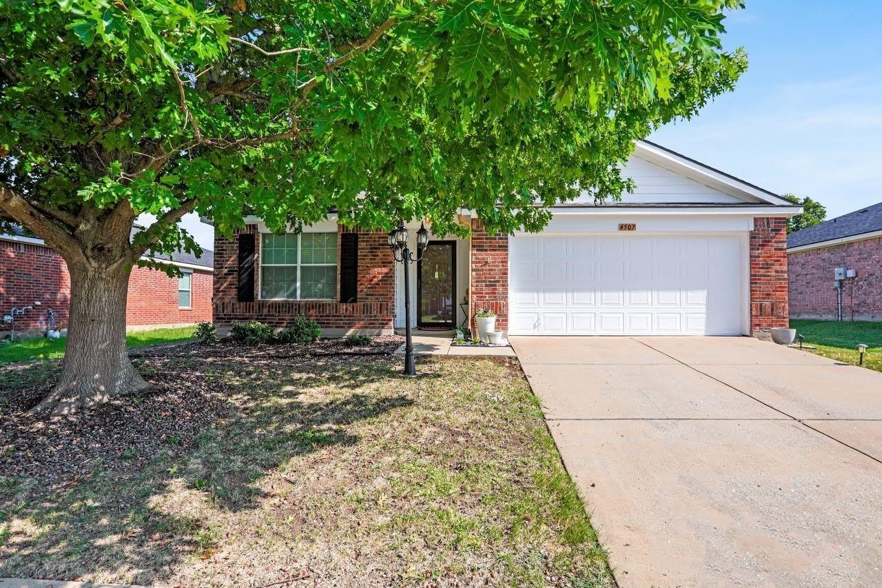 4507 Falcon Drive – photo 2