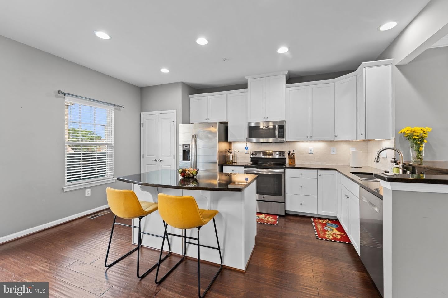 4662 HUDSON ST – photo 5