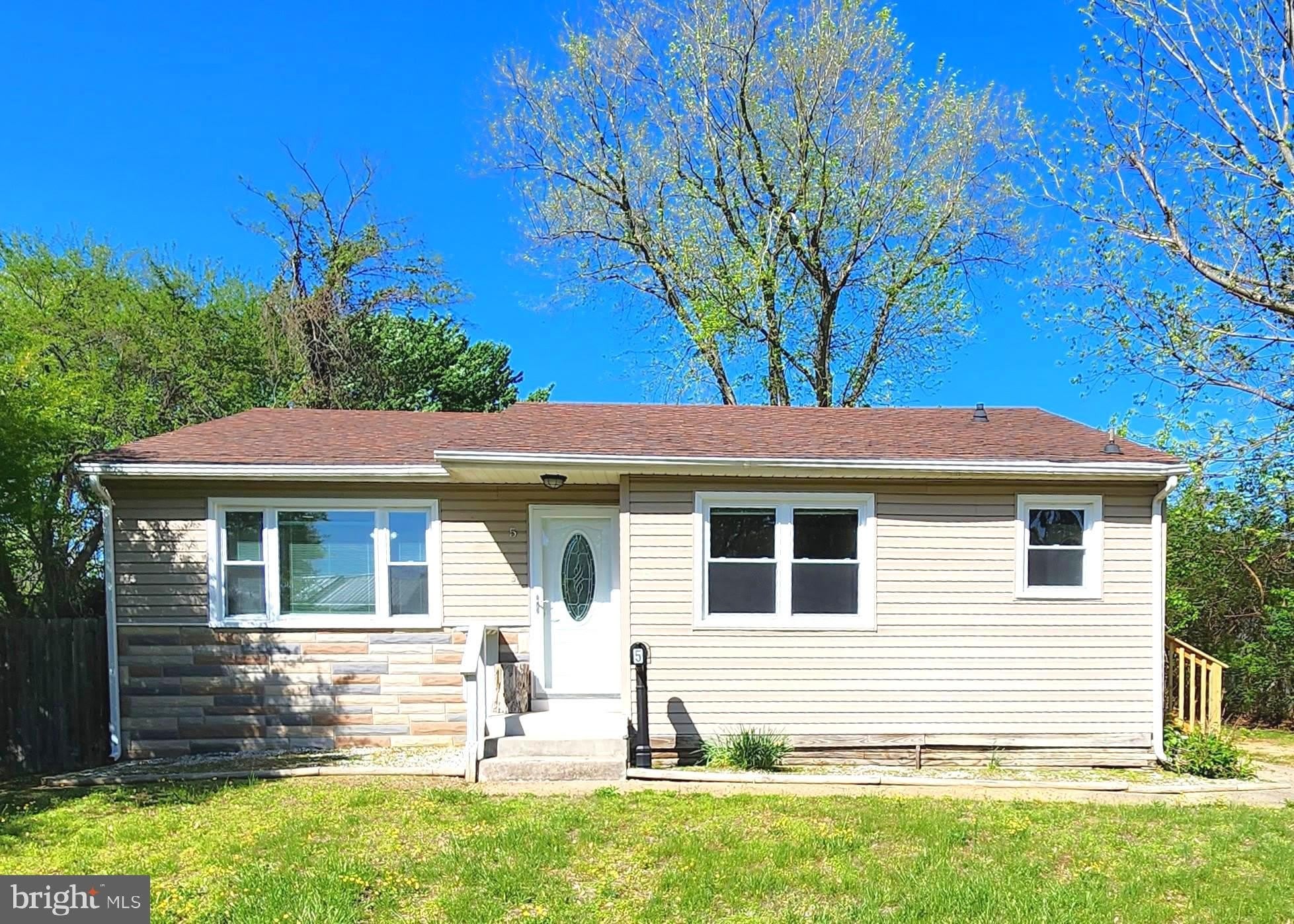 5 GLENWOOD Drive – photo 1