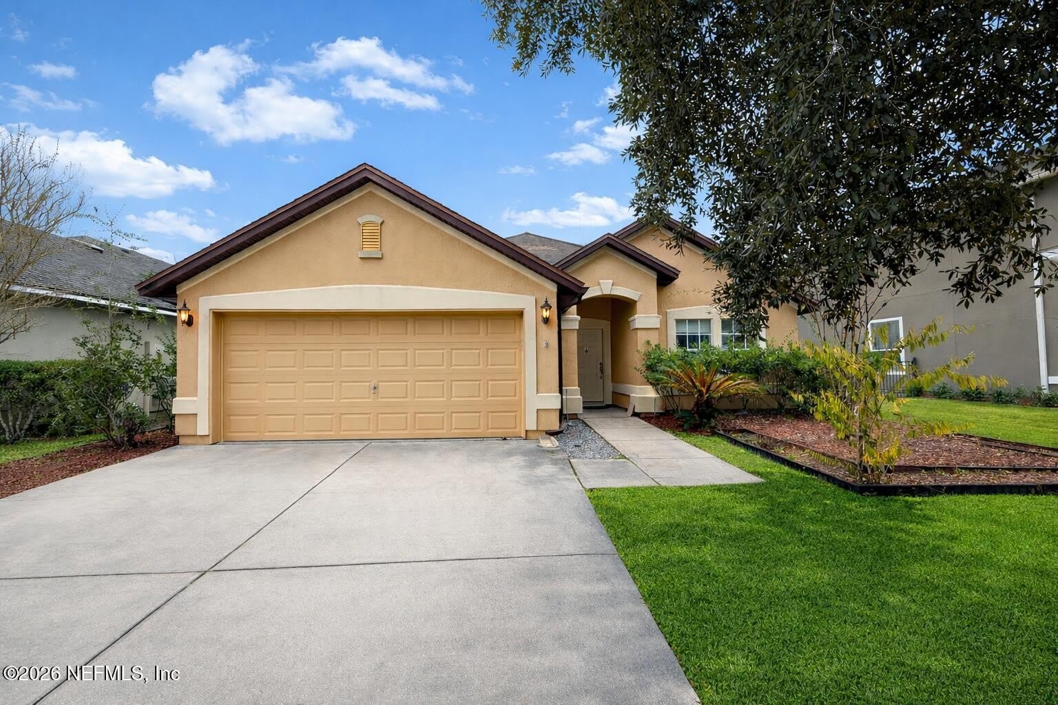 4182 VICTORIA LAKES Drive W – photo 1