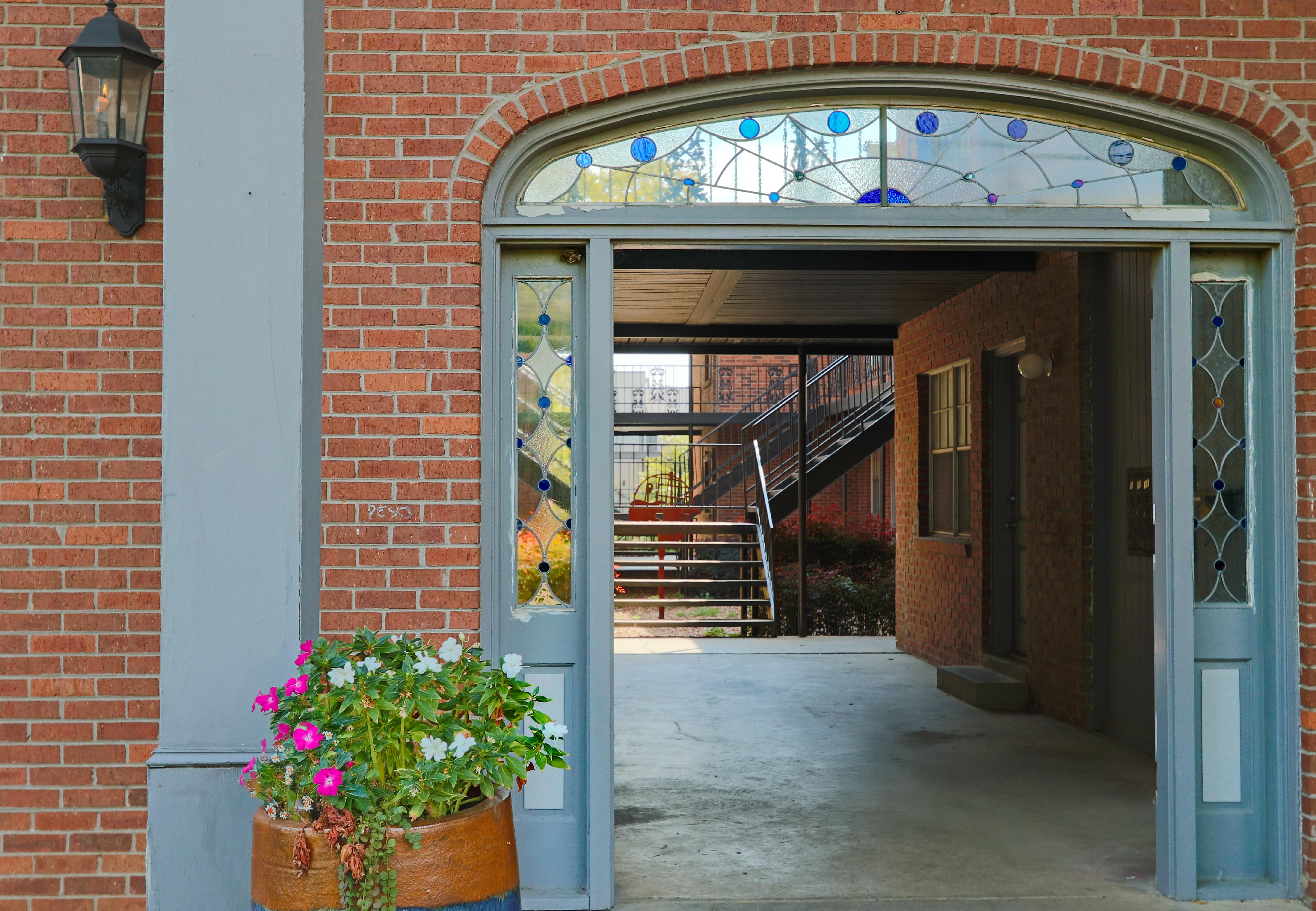 40 S Morrison St – photo 3