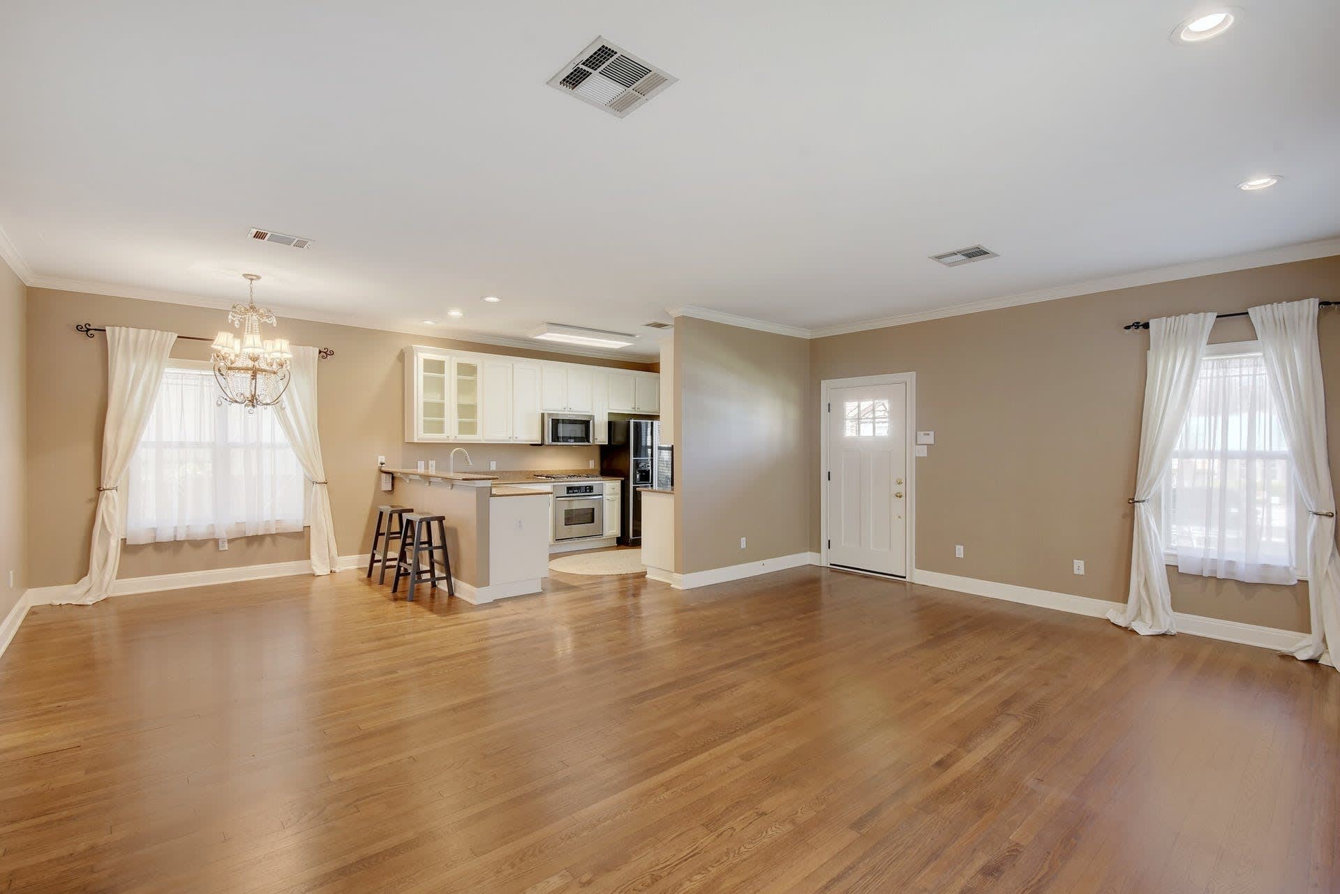1507 Elton Lane – photo 4