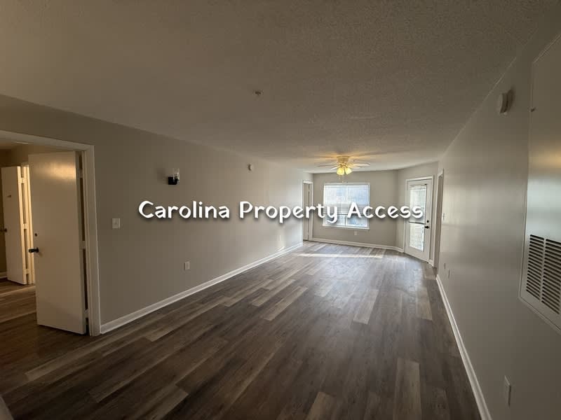 1401 Collegiate Circle – photo 3