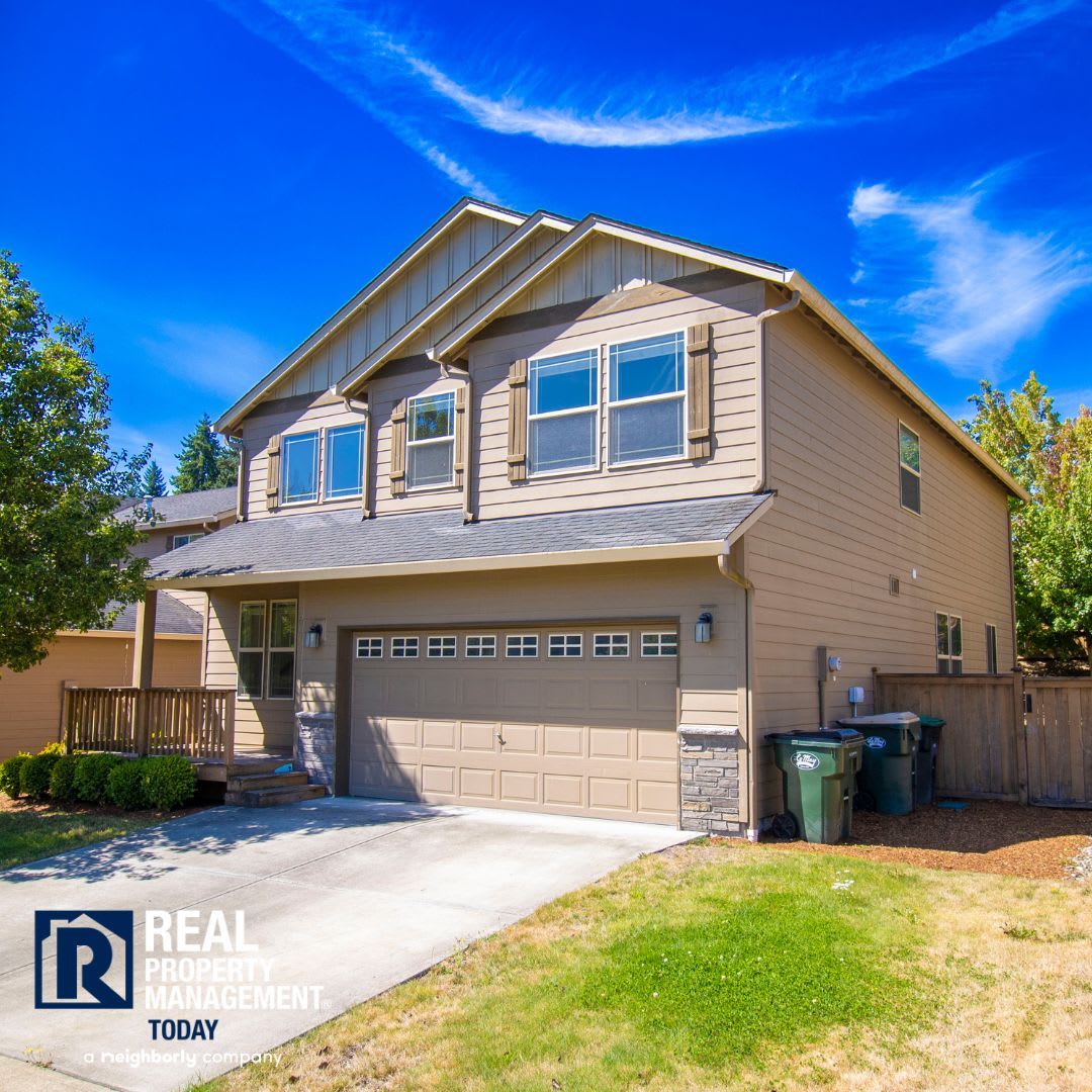 Spacious 4 Bedroom Lacey Home With Loft A C Fenced Yard 2 Car Garage – photo 3