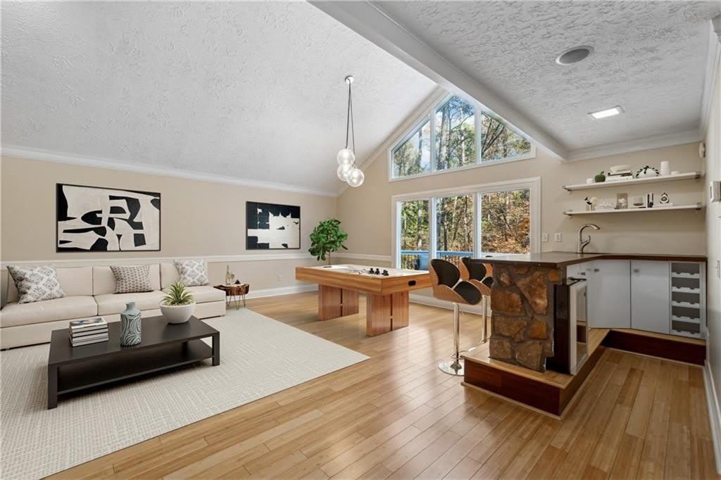 6895 Riverside Drive – photo 4