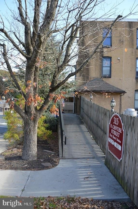 315 N CENTRE Street – photo 3