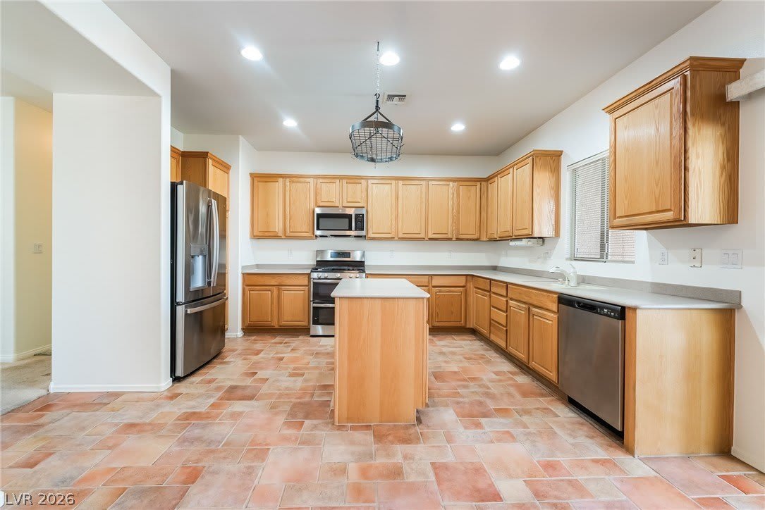 1802 Cypress Bay Avenue – photo 4