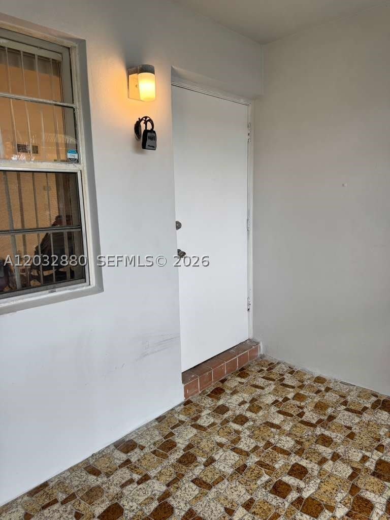 705 Ne 2Nd St – photo 3