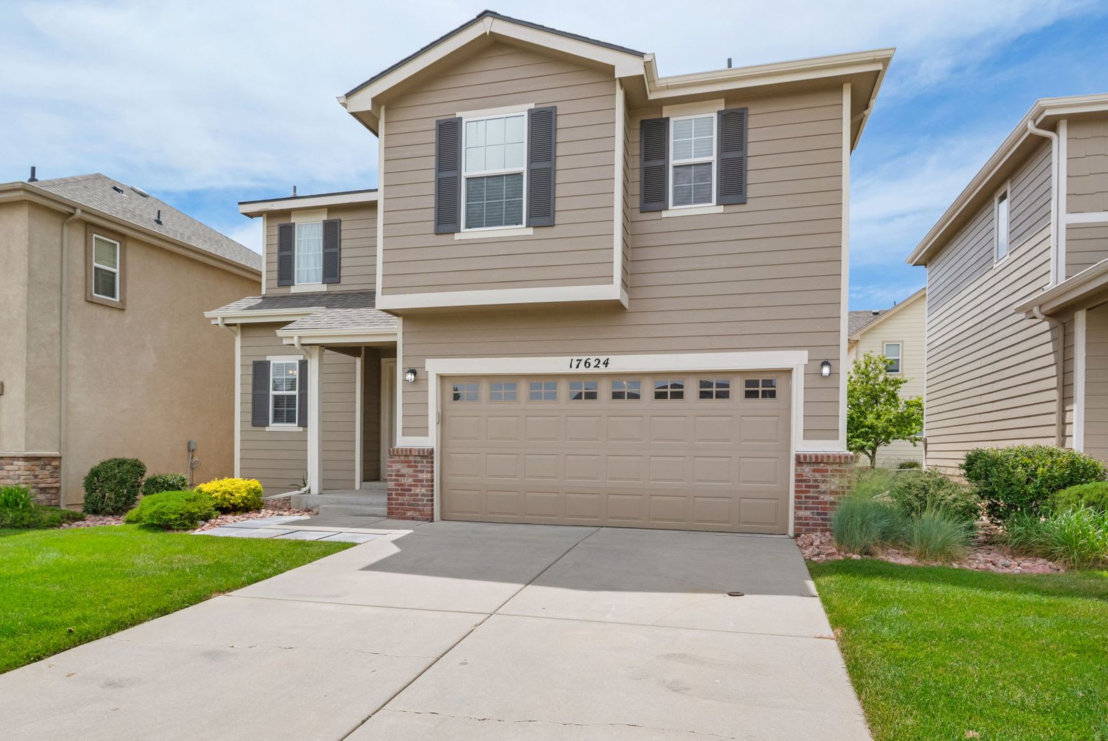 LIGHT AND BRIGHT 3 BED/2.5 BATH HOME IN MONUMENT! – photo 3
