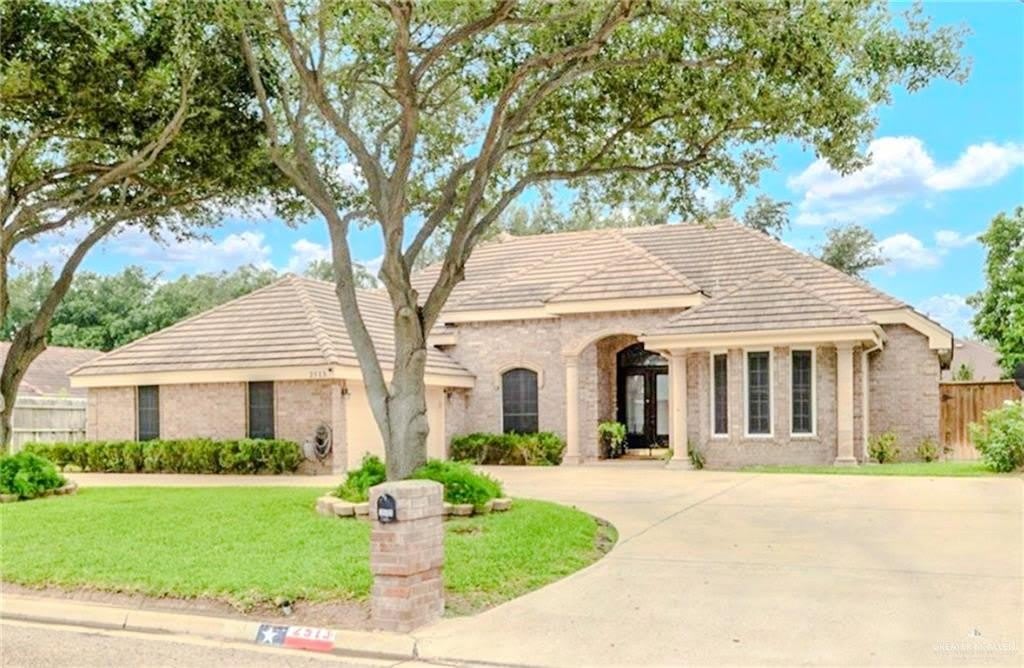2513 Kings Drive – photo 2