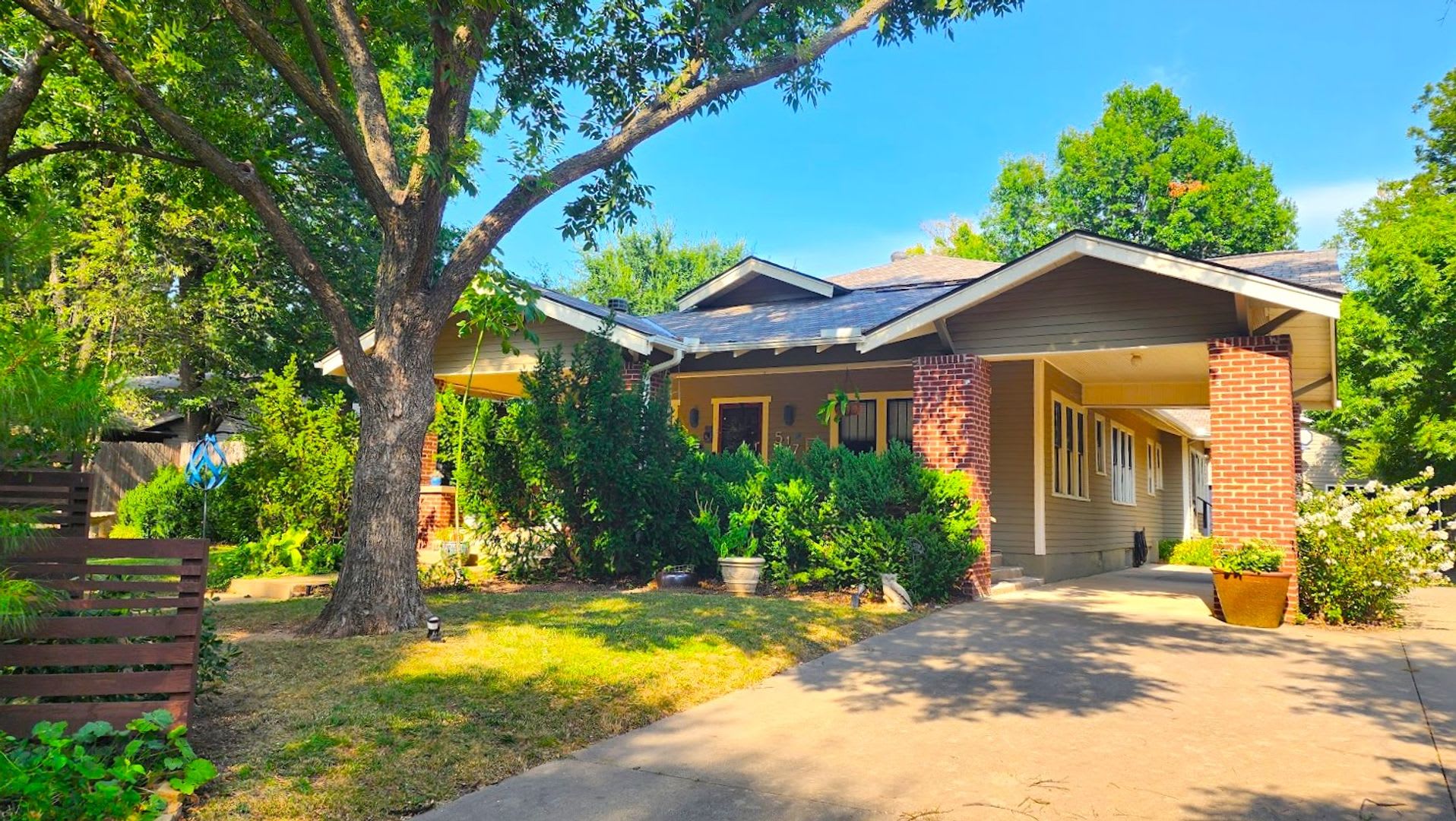 3 Bed 2 Bath 2 Car Garage In Westbrook Addn Near Ou Norman Ok – photo 1