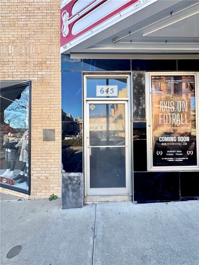 645 W Dickson Street – photo 2