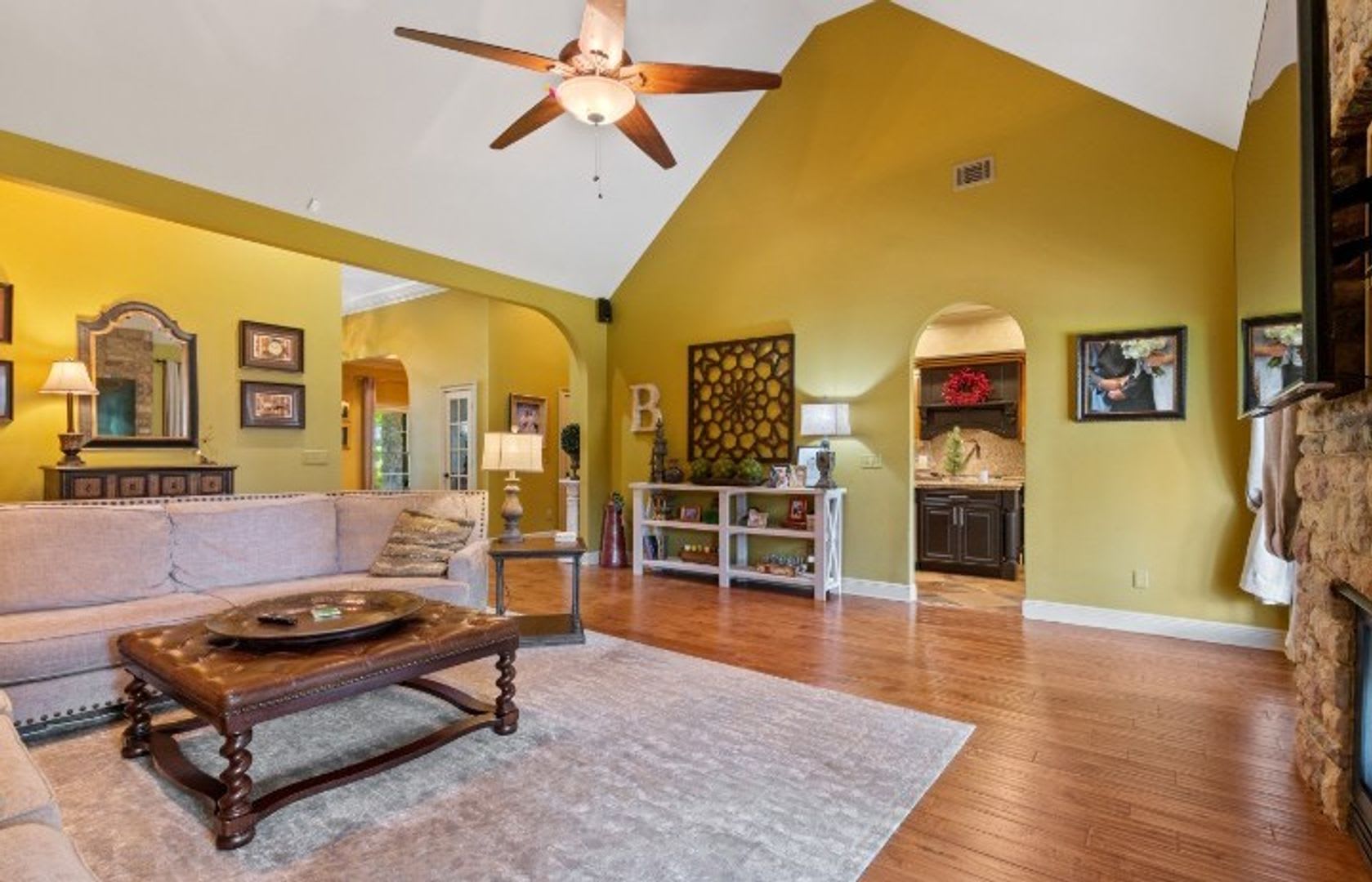 Modern Luxury Timeless Elegance – photo 4
