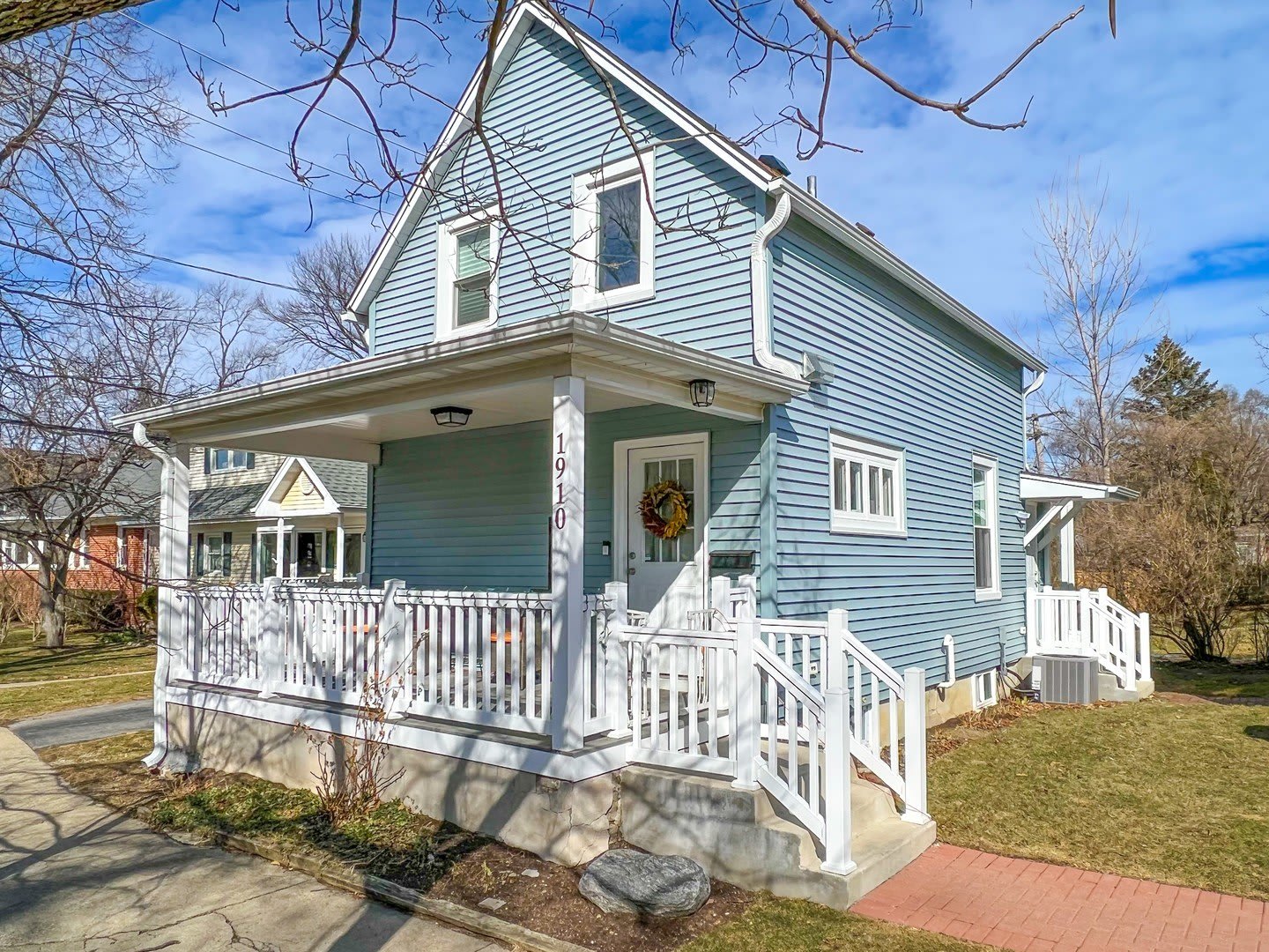 1910 Elmwood Avenue – photo 1
