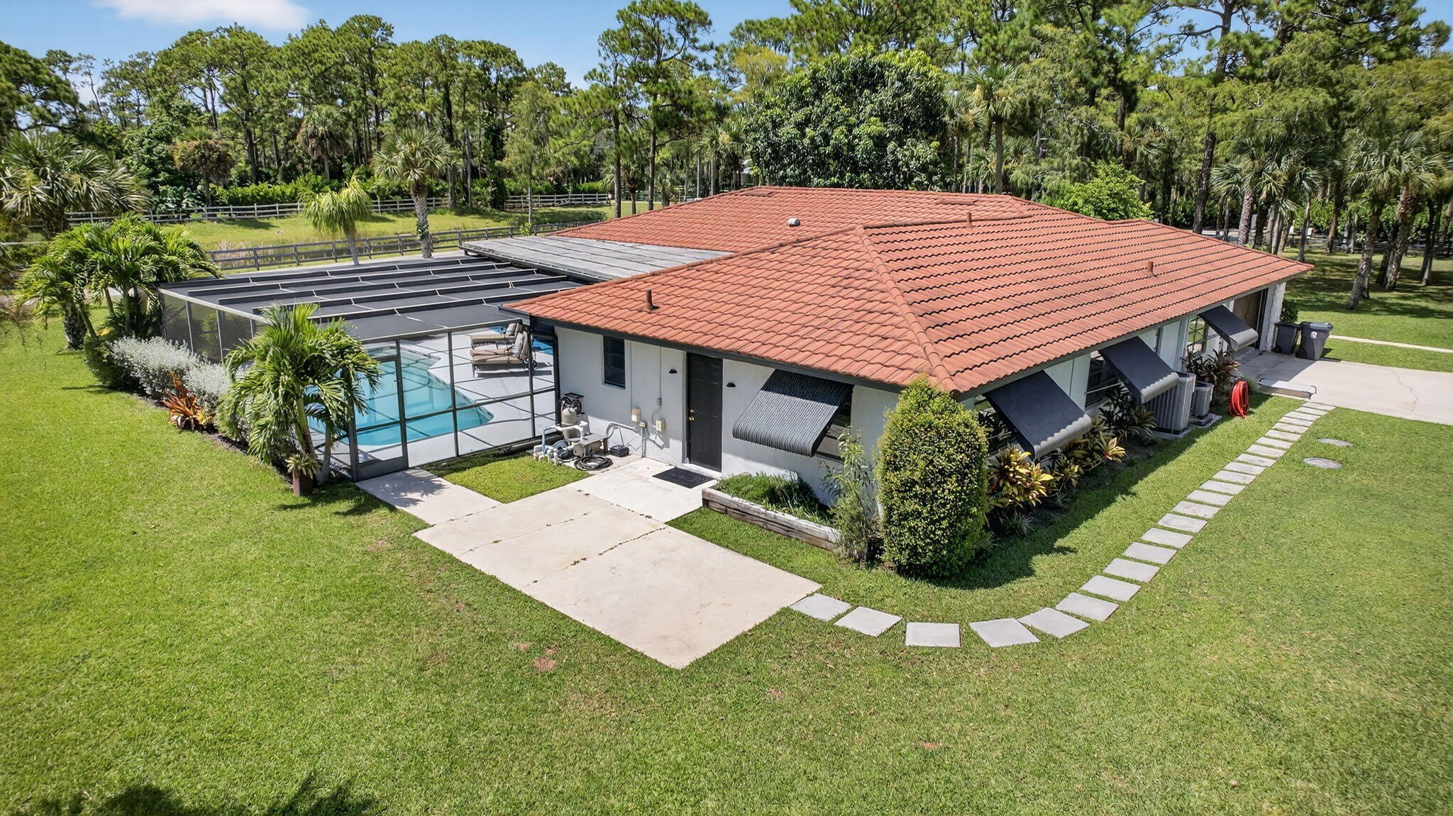 17218 SHETLAND Lane – photo 1