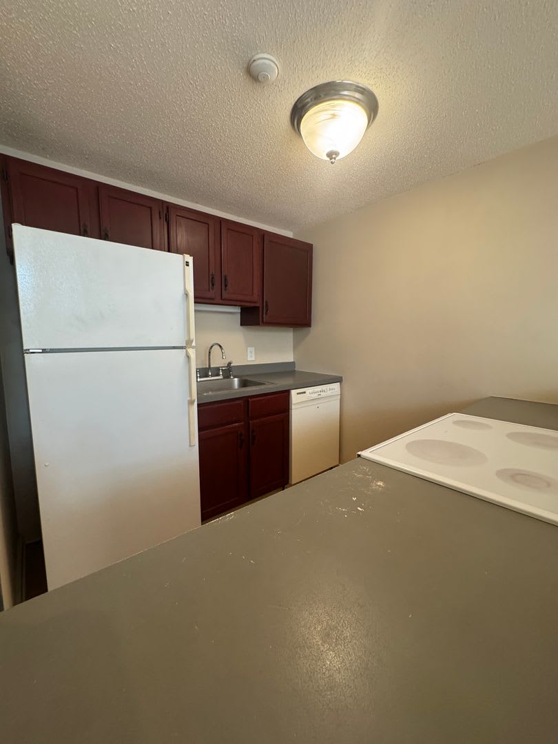 2 bedroom with loft in downtown Quechee – photo 2