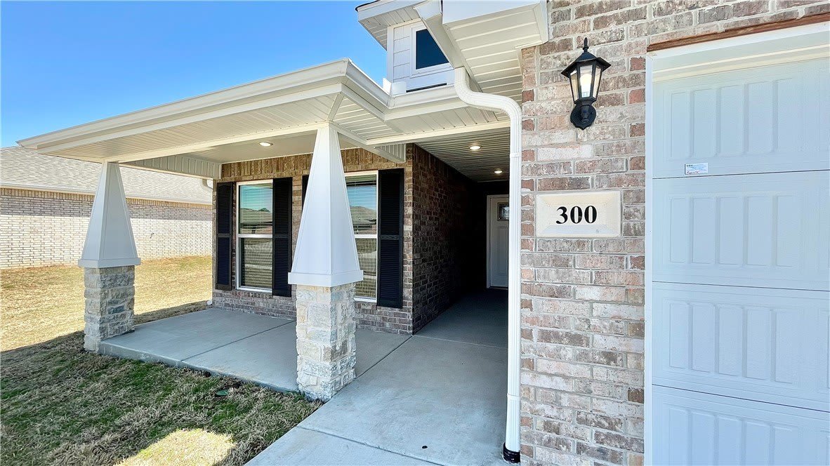 300 Oak Avenue – photo 2