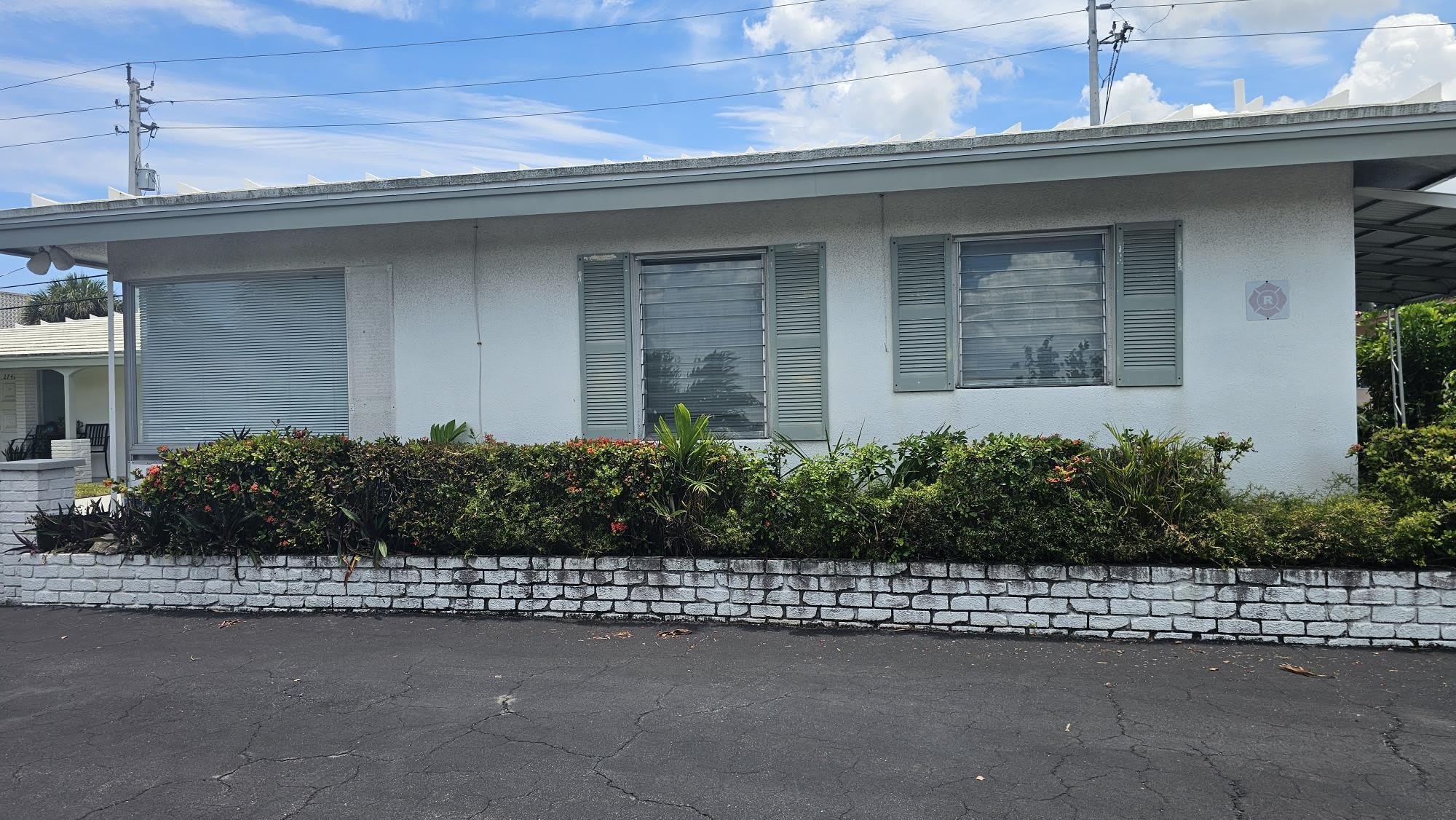 2734 Ne 32Nd Street – photo 4