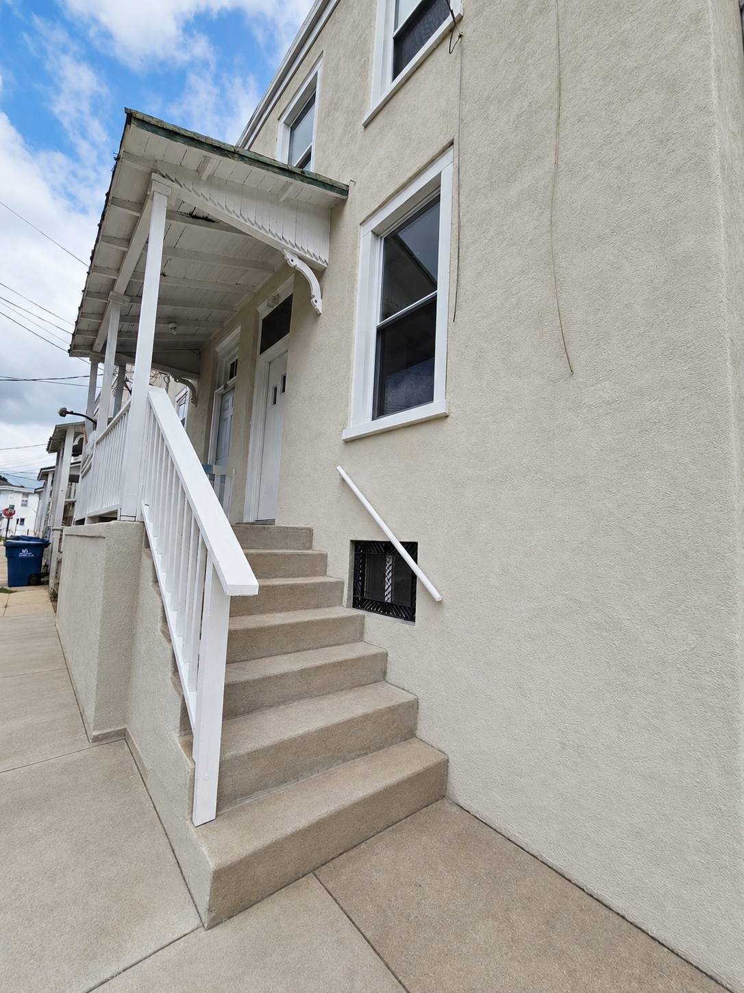 419 Chase Street 2 – photo 2
