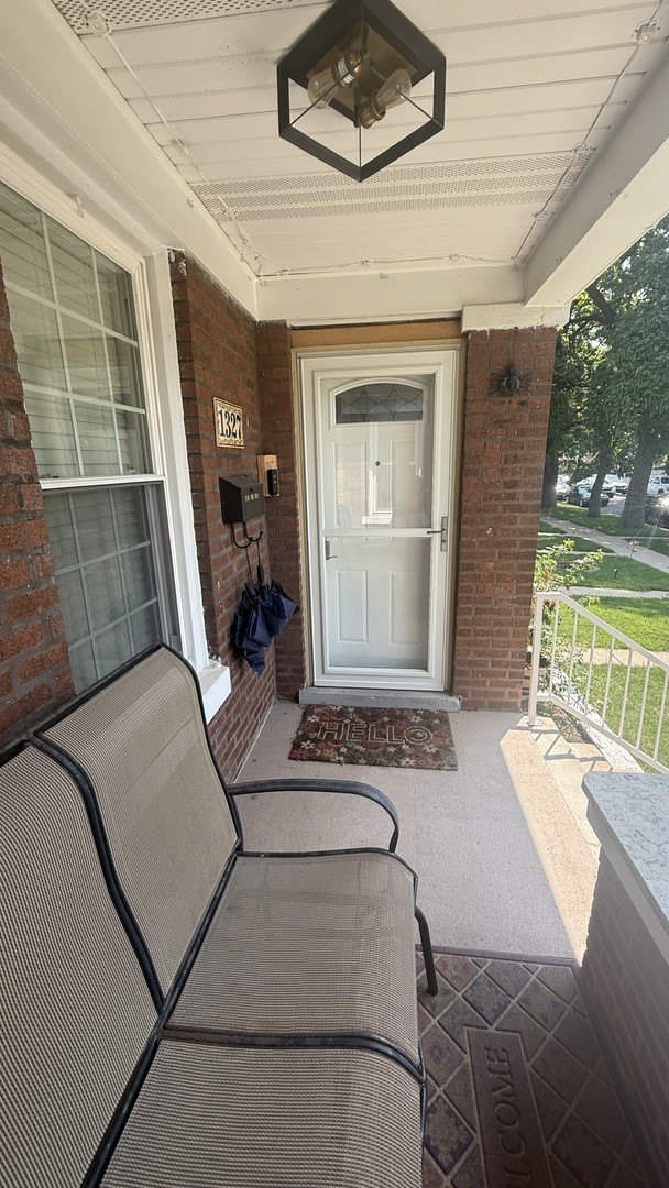 1327 Euclid Avenue – photo 3