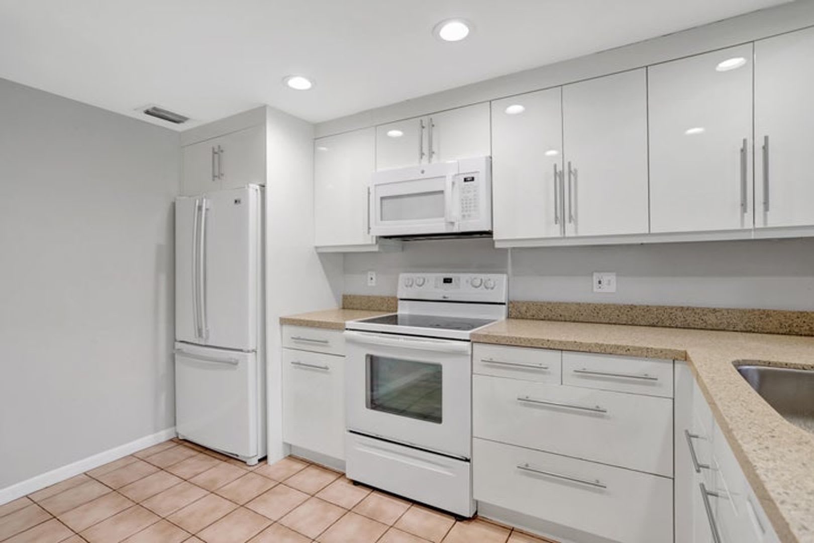 22312 WHISTLING PINES Lane, Boca Raton (Unincorporated), FL 33428 – photo 2