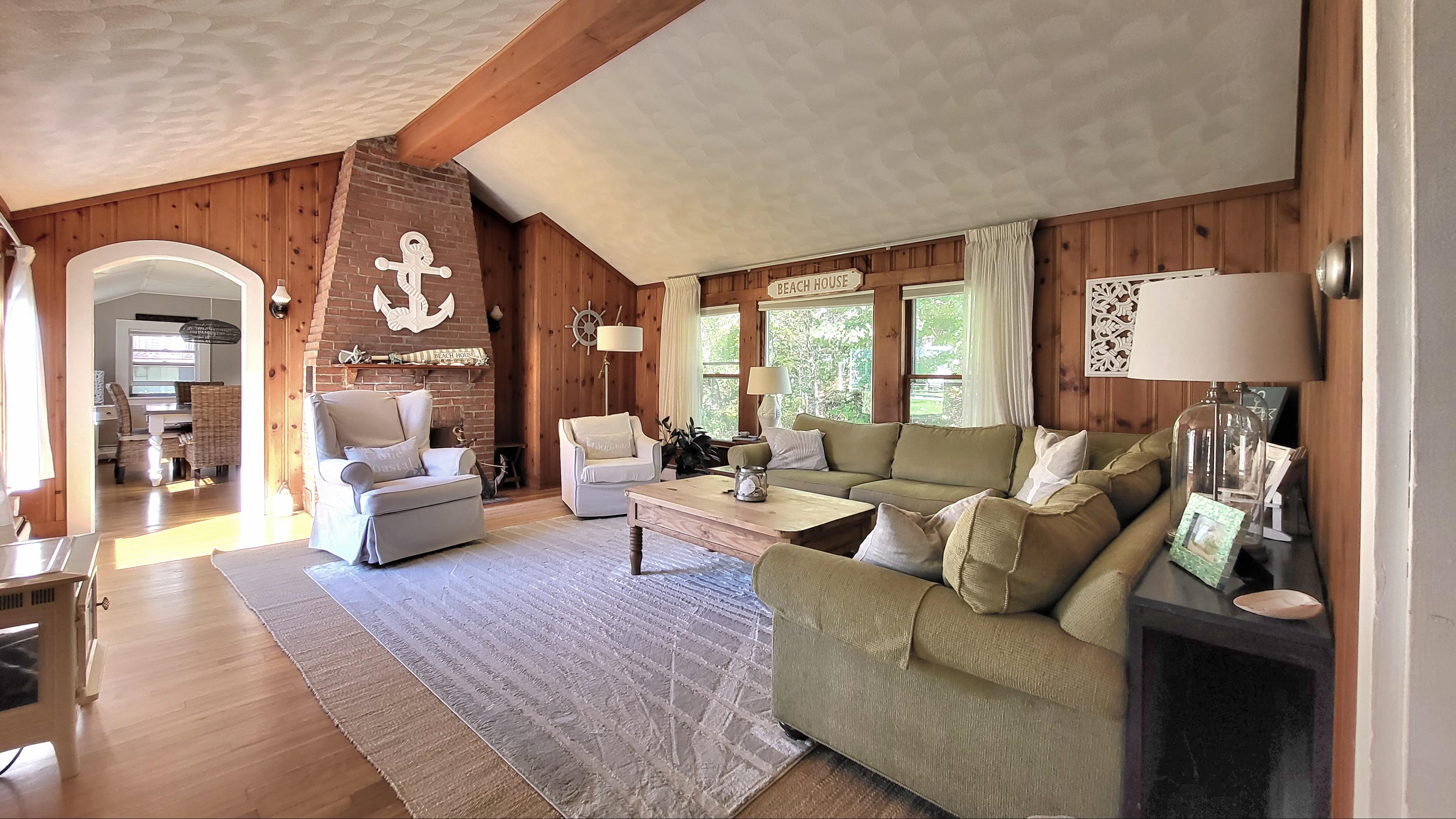 92 Bourne Ave – photo 4