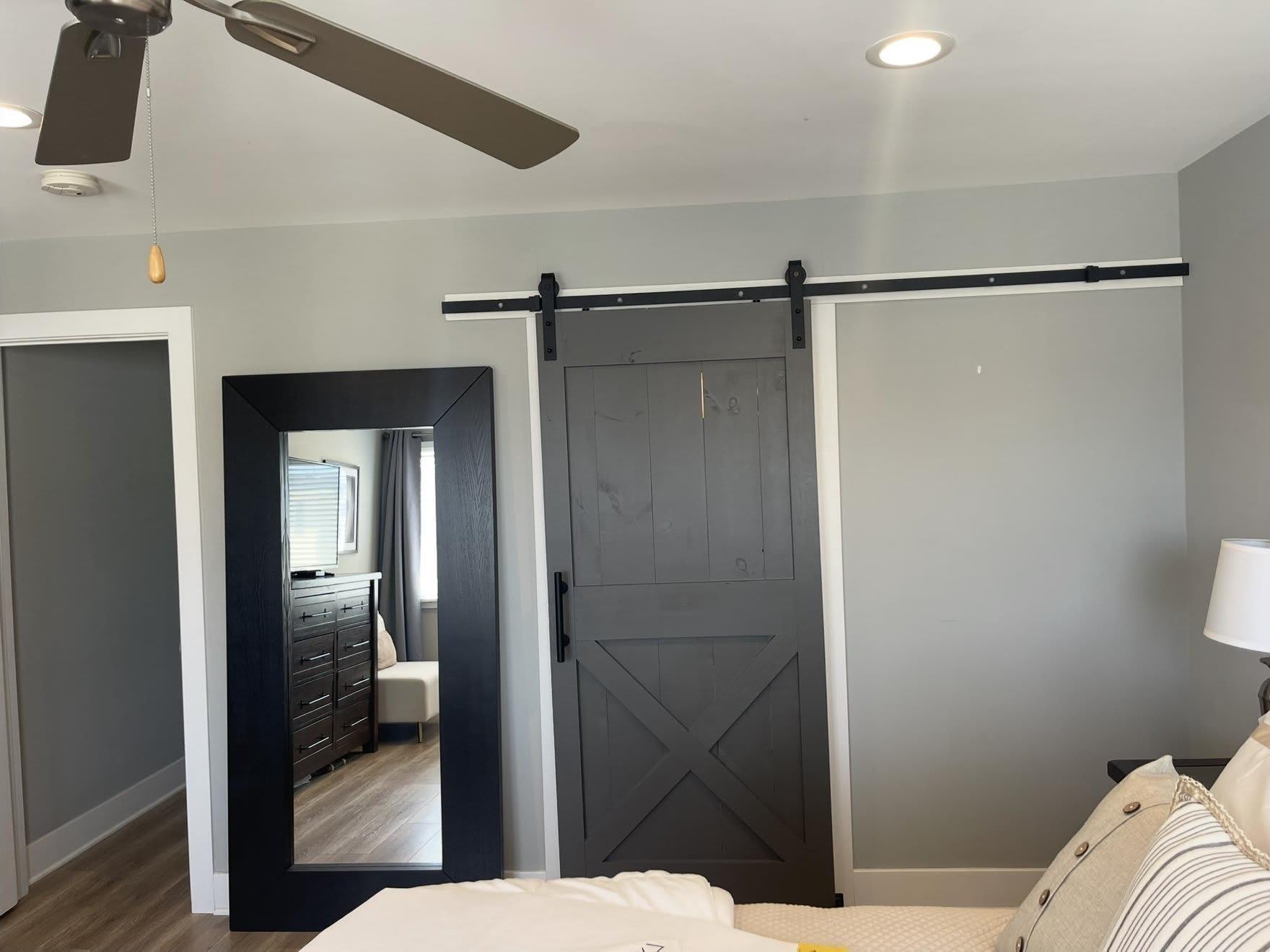 1009 Bay Ave – photo 5