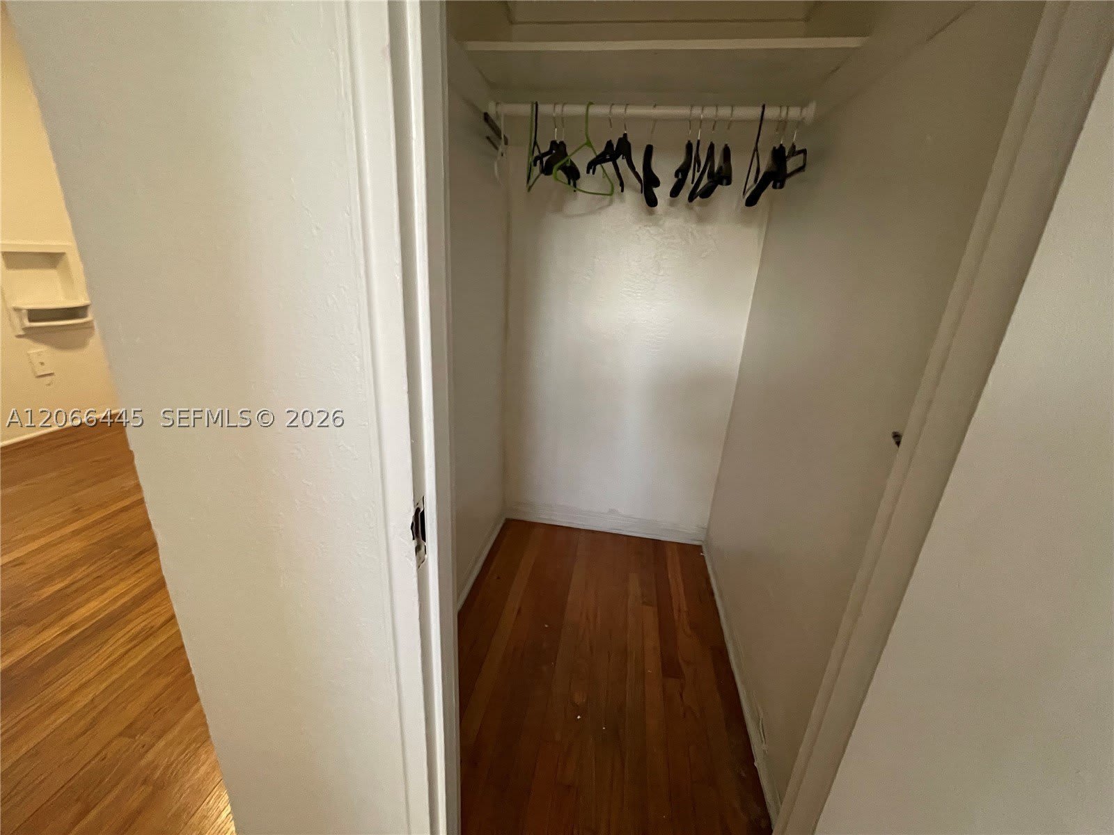 1000 Biarritz Dr – photo 3