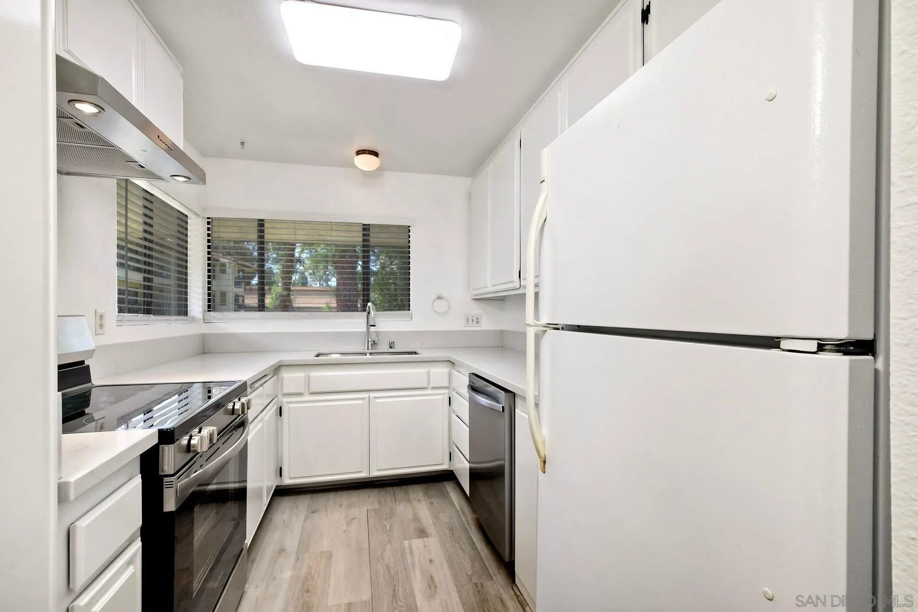 17637 Pomerado Road – photo 4