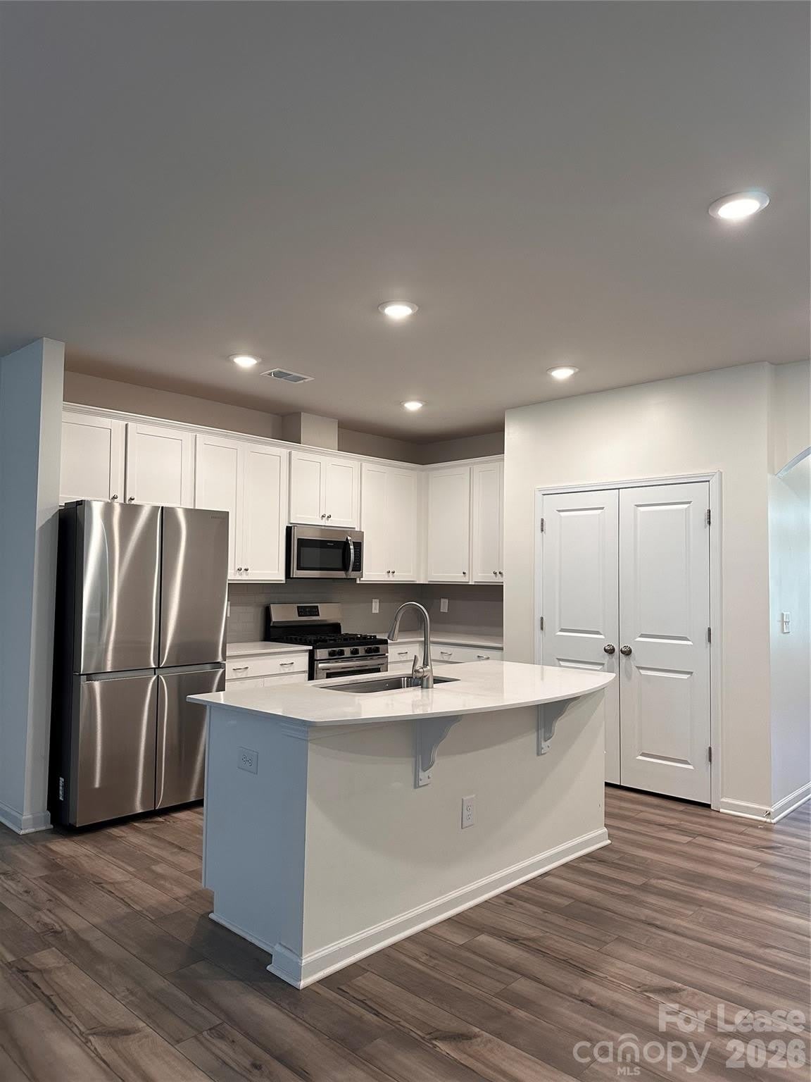 12828 Canton Side Avenue – photo 5