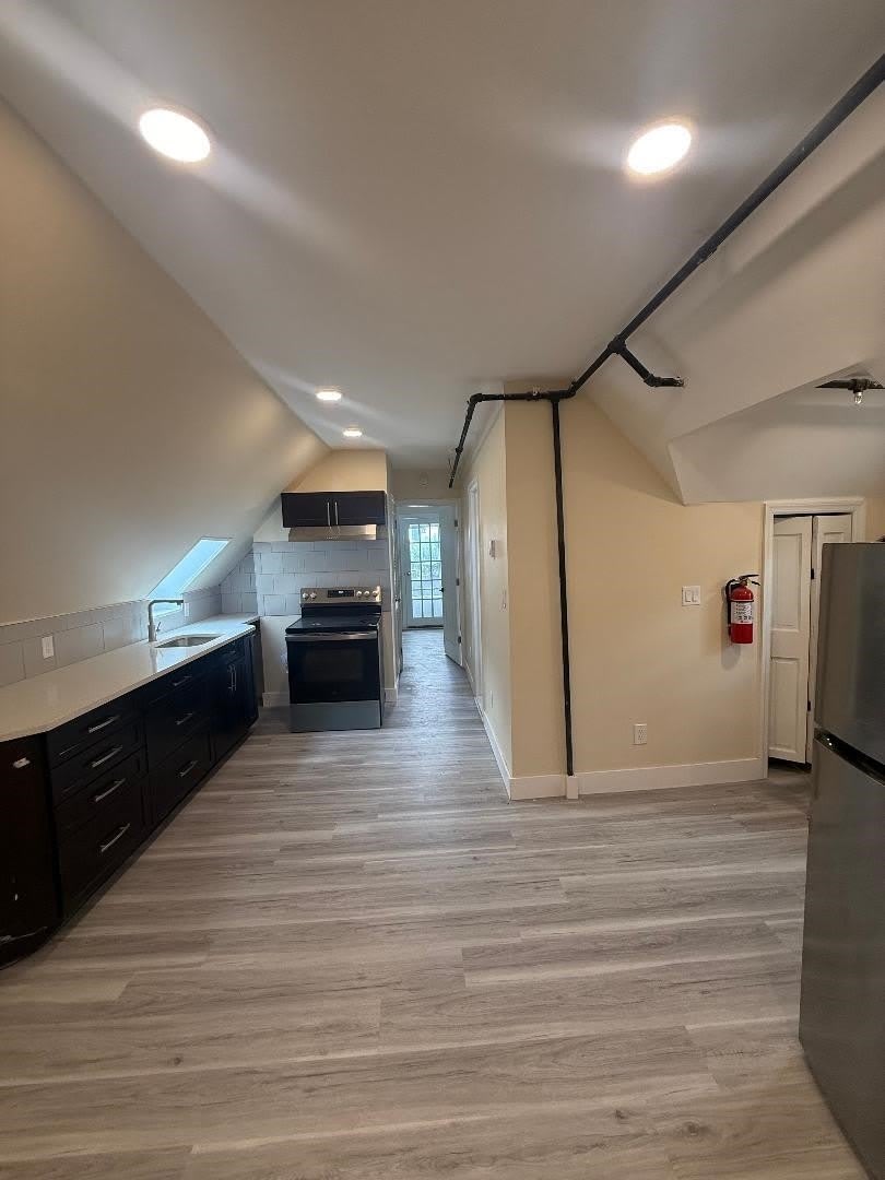 817 15Th St – photo 2