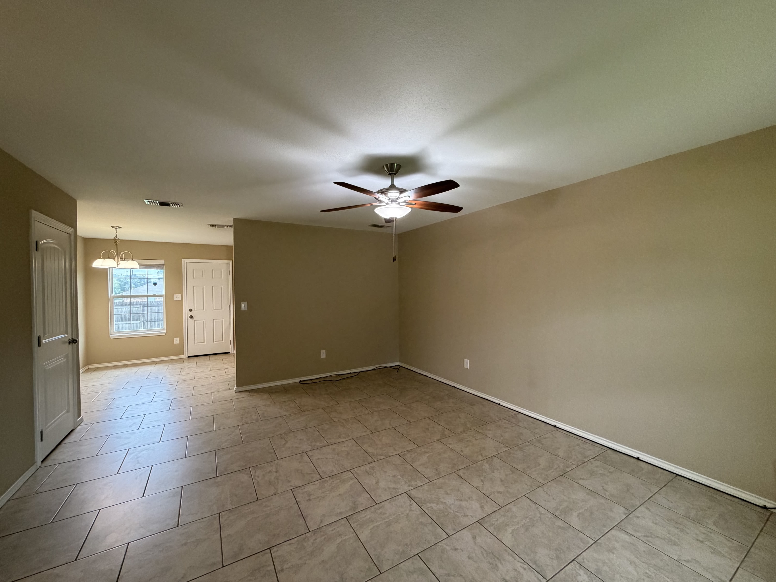 1221 Kirby Street – photo 3