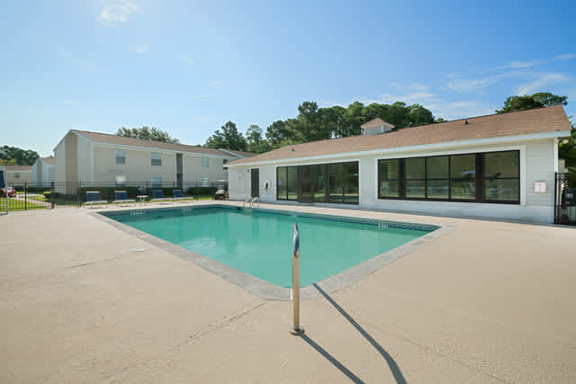 The Retreat at Hidden Bay Apartment Homes – photo 2