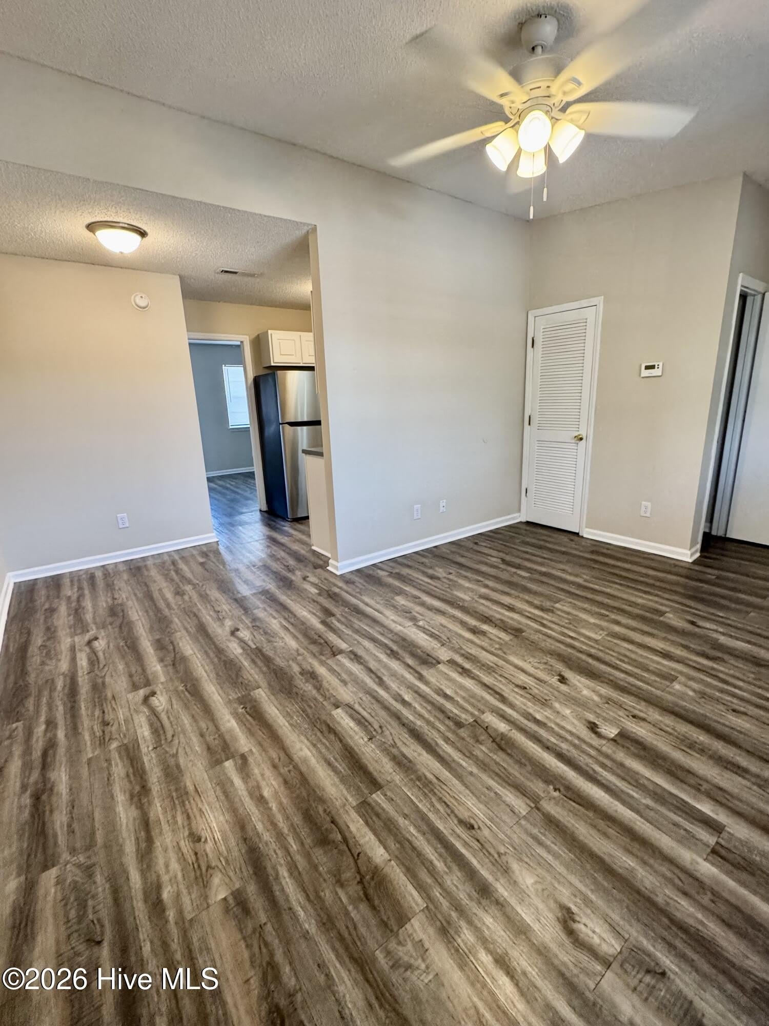1293 Park W Drive – photo 4
