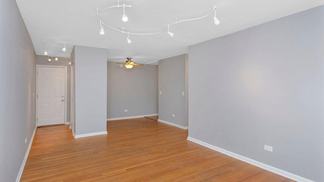 5950 North Kenmore Avenue – photo 3