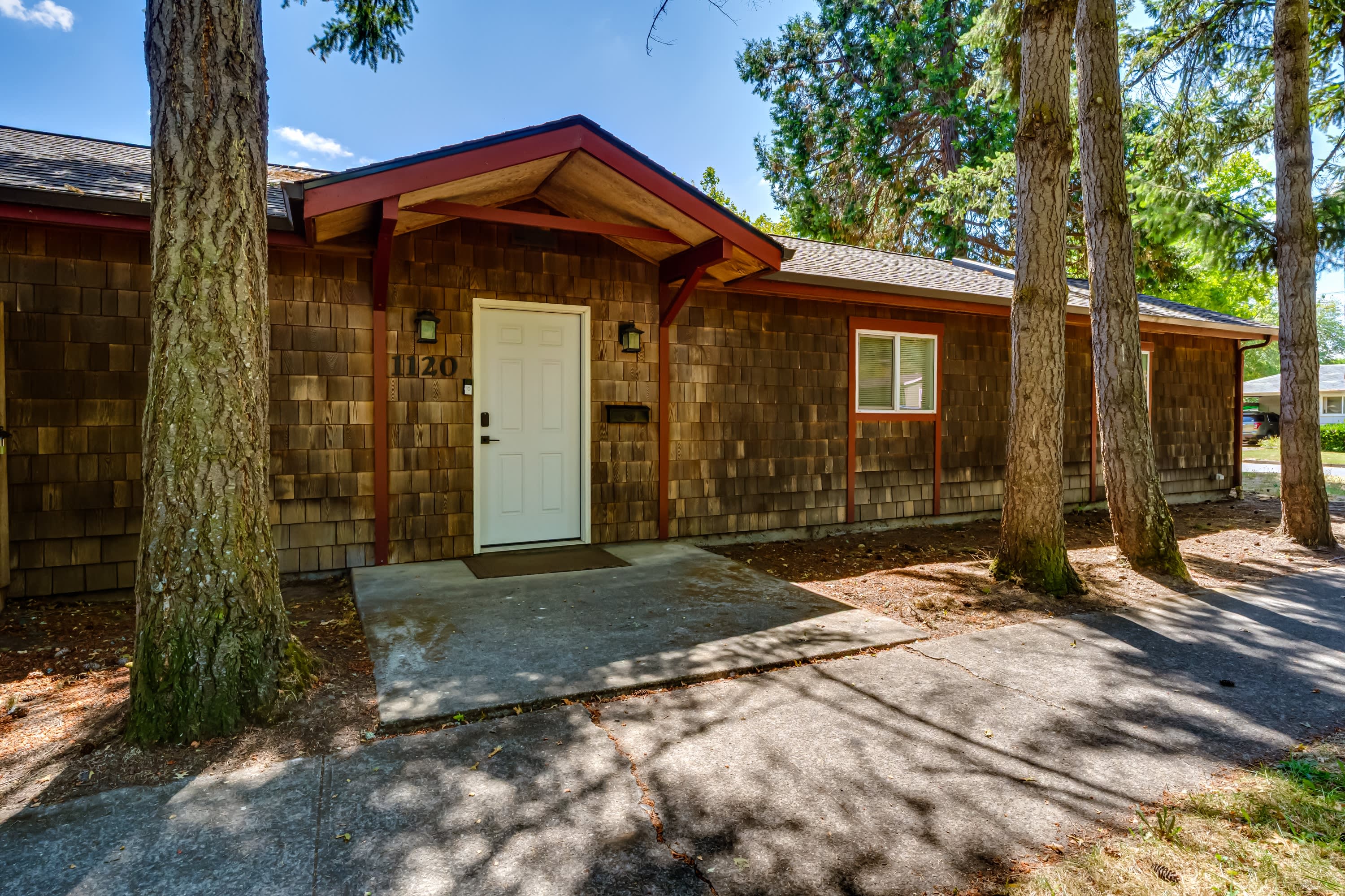 1120 East 24th Avenue – photo 3