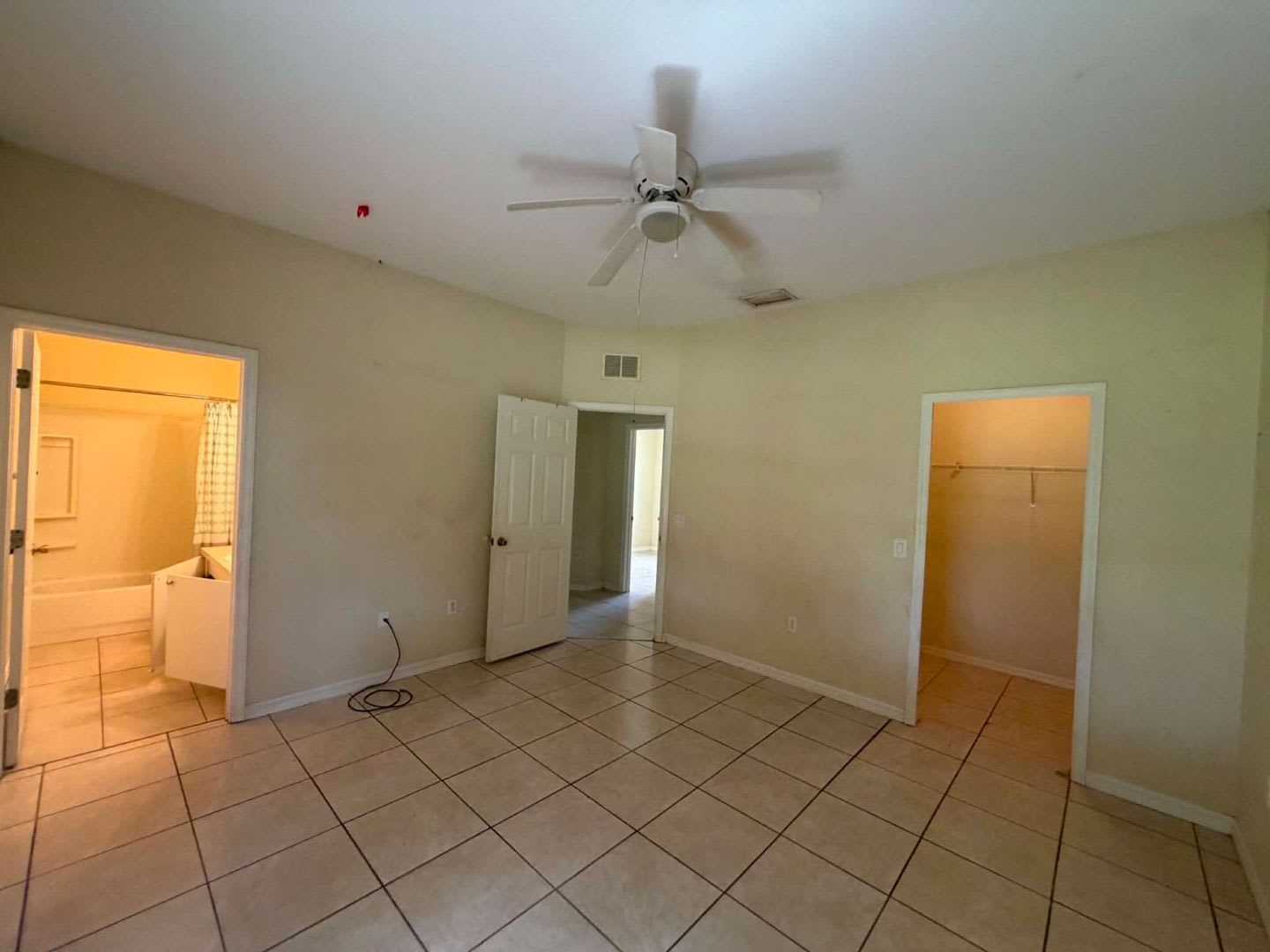 COMING SOON!!! Charming 3/2/2 car garage home in North Port – photo 5