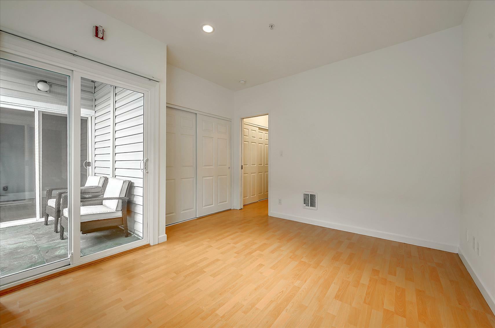 481 Clementina Street – photo 4