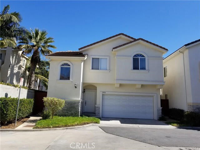15892 Ocean Lane – photo 1