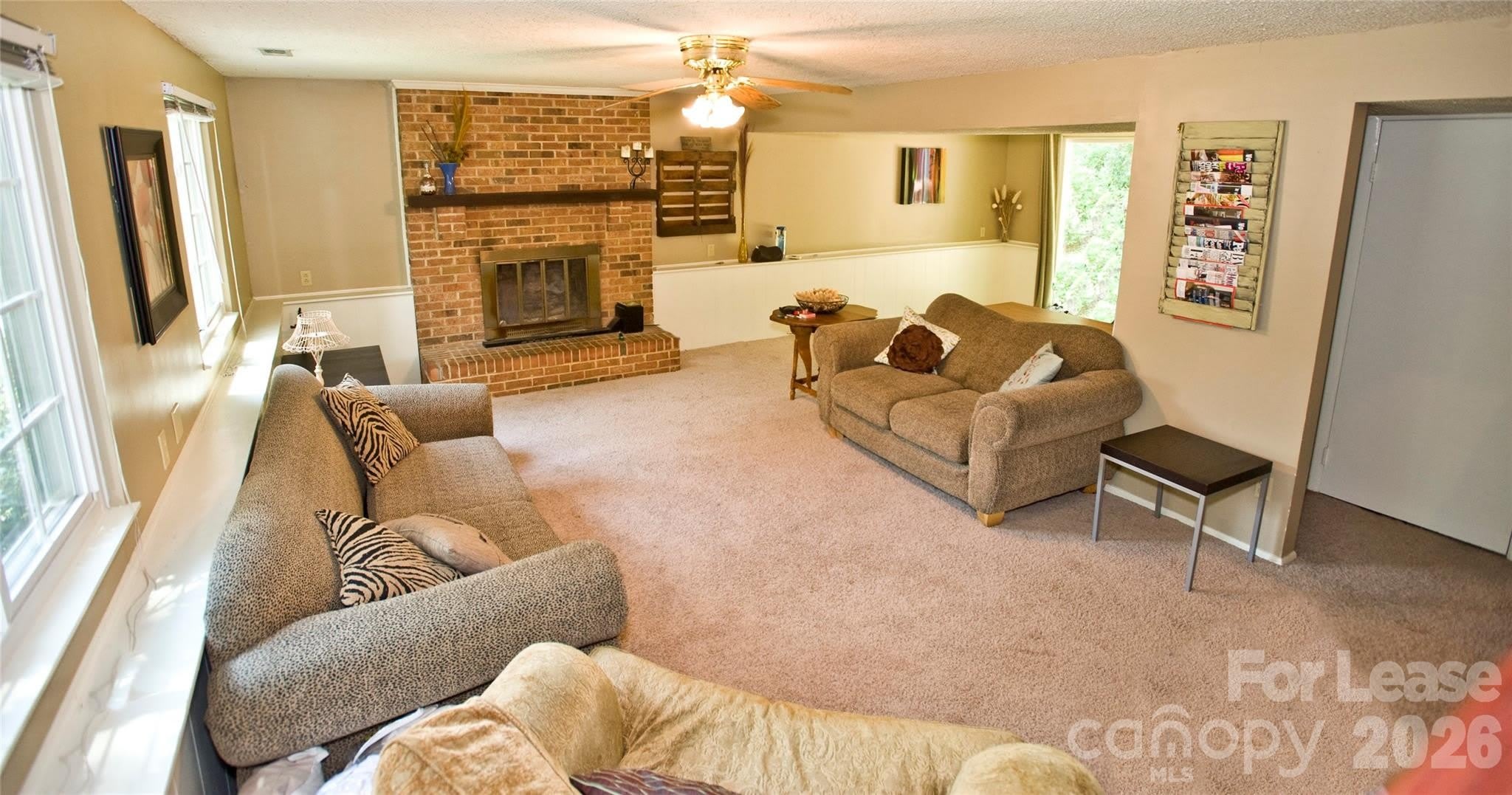 1635 Van Dyke Drive – photo 4