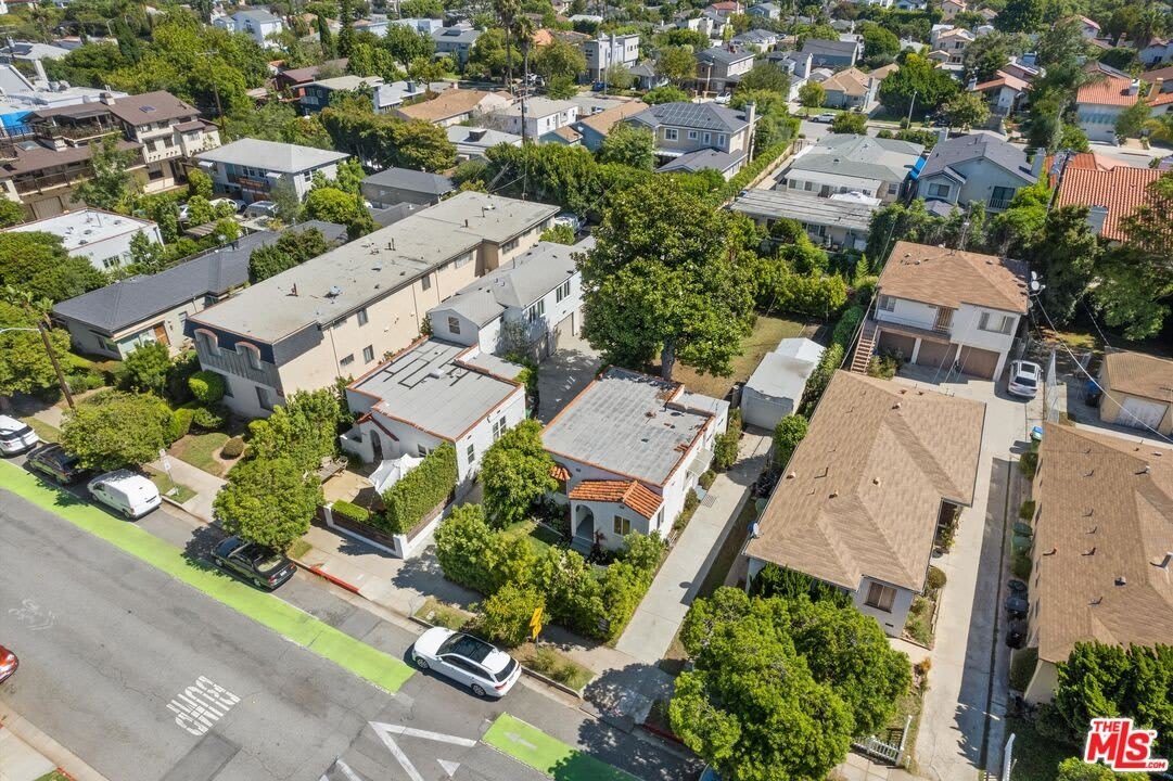 2605 28th St – photo 4